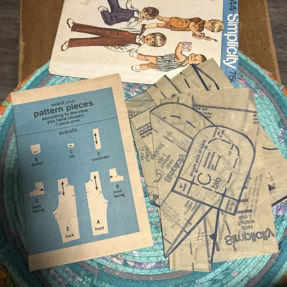 Simplicity 9044 Unisex Overalls Sewing Pattern Size 1 cut & Counted